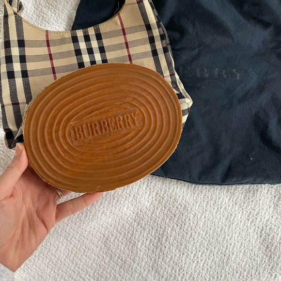 Burberry classic plaid canvas bucket bag - Picture 2 of 4